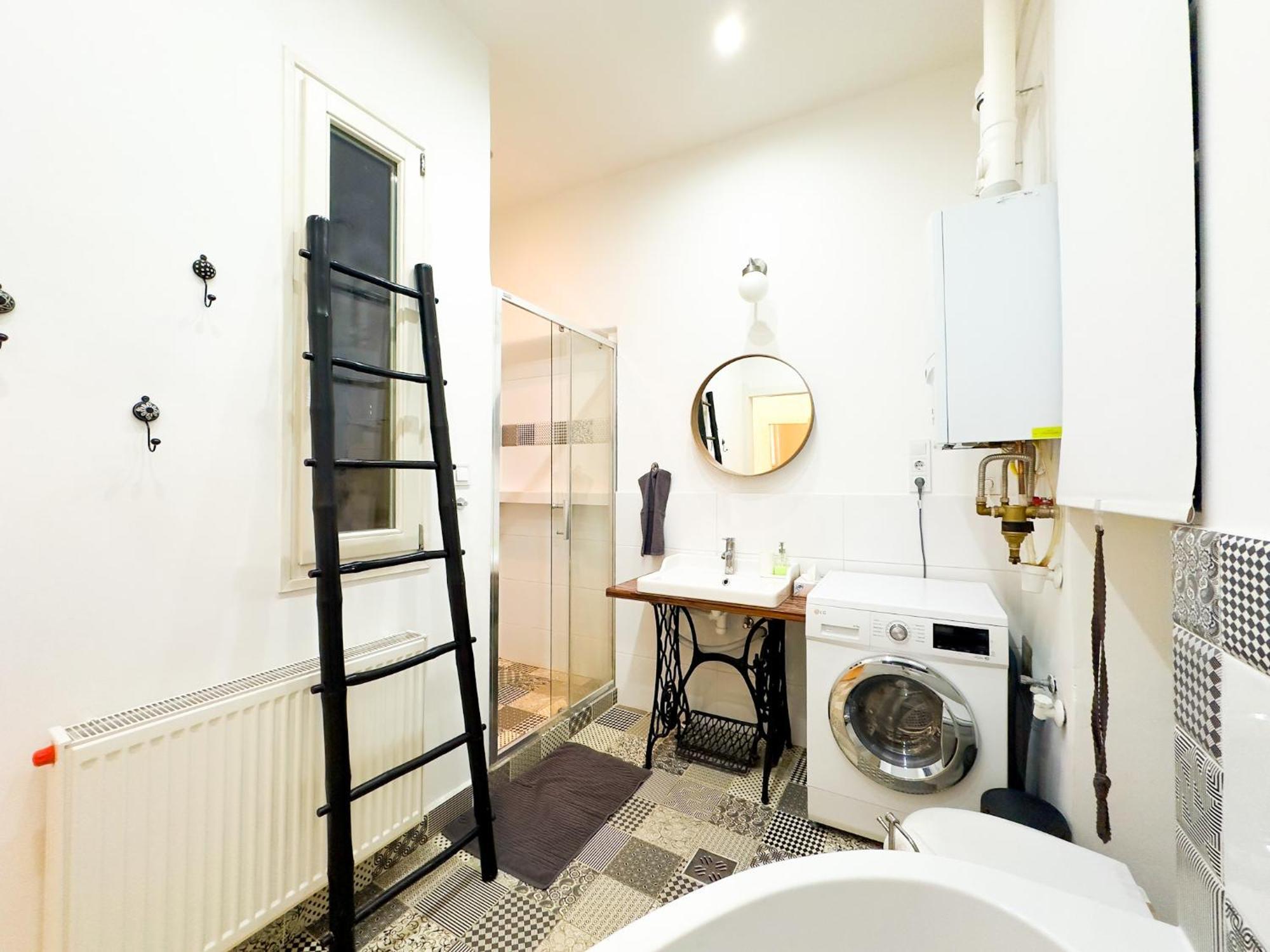 Spacious 4Br Oasis In Central Budapest - Bp Sky Ngoại thất bức ảnh